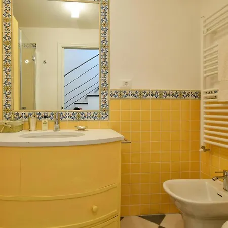 Awesome In With Kitchenette * Zoagli