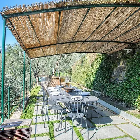 3 Bedroom Amazing In Prázdninový dům *